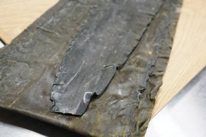 昆布〆に使用する高品質な北海道産真昆布